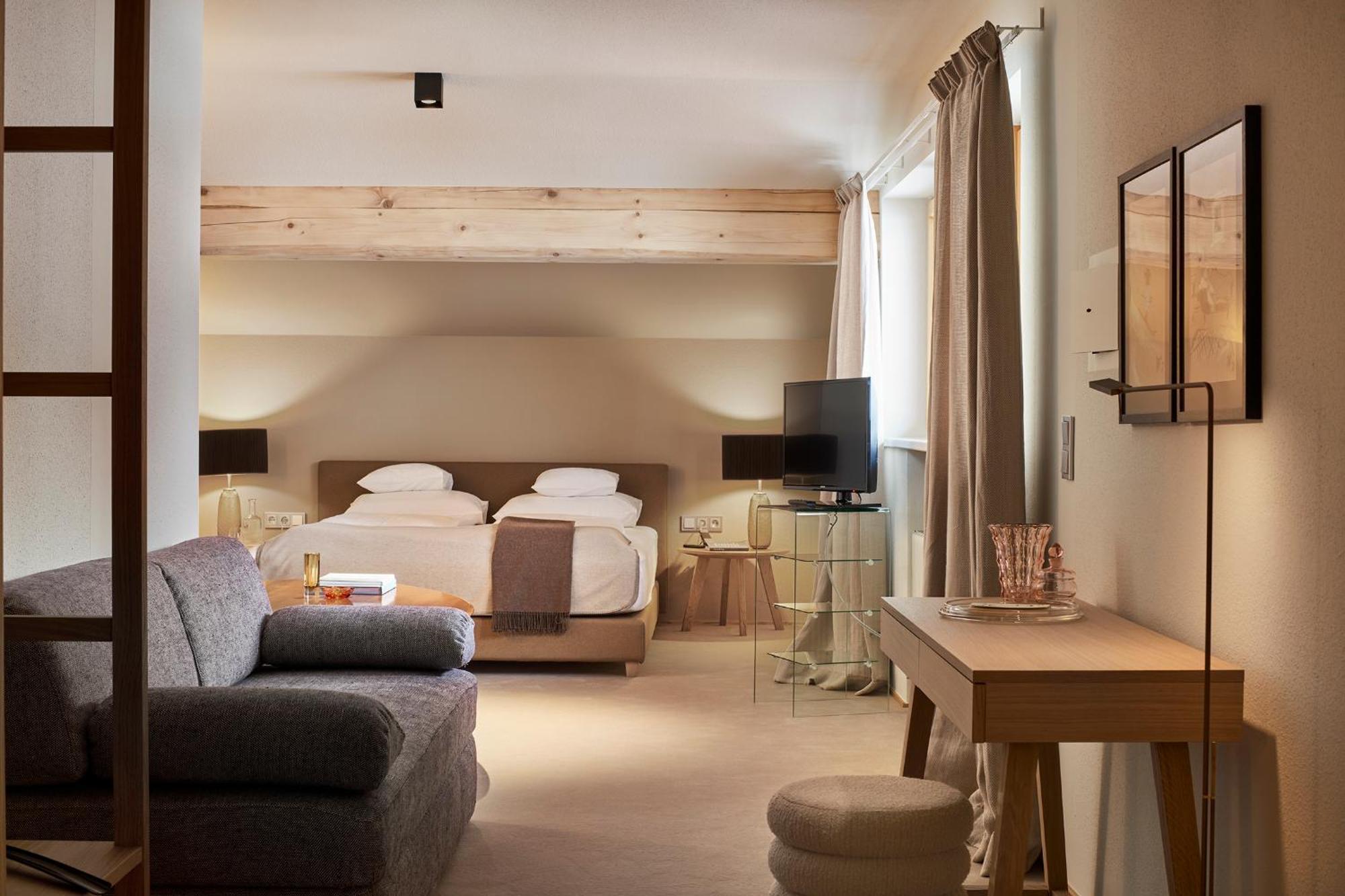 Hotel Schwarzwand 레흐암 아르베르크 외부 사진